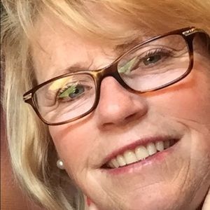 Meet your Posher, Jen